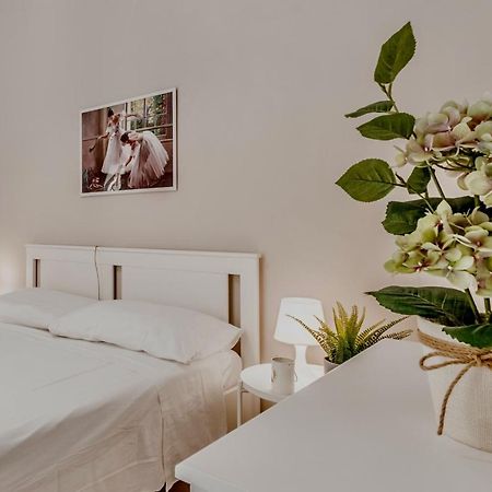 Domus Camilla Apartment Roma Ngoại thất bức ảnh
