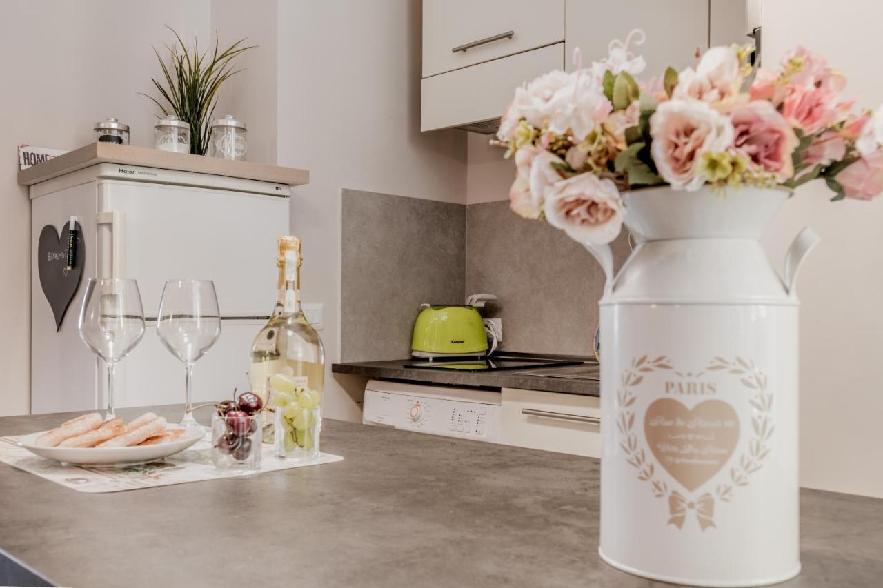 Domus Camilla Apartment Roma Ngoại thất bức ảnh