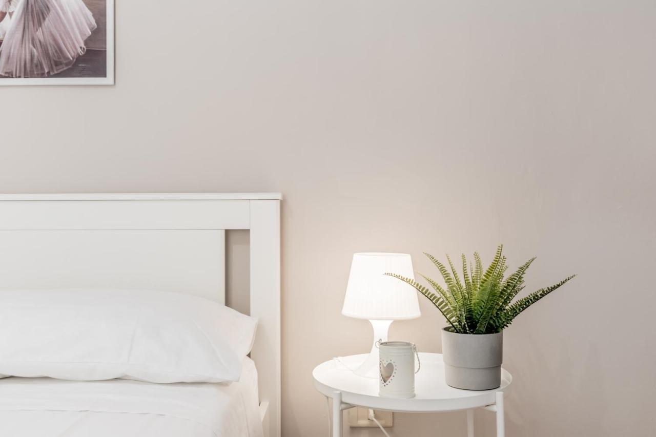 Domus Camilla Apartment Roma Ngoại thất bức ảnh